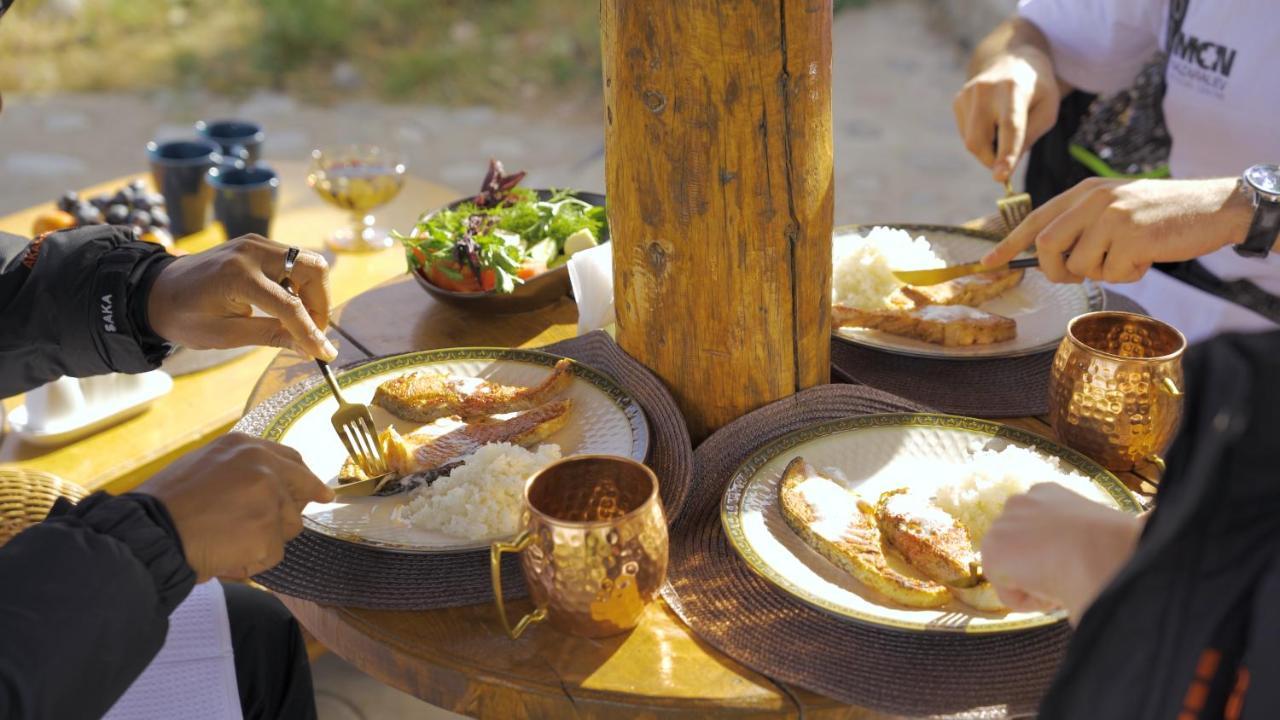 Ak-Tengir Yurt Resort Tossor Екстер'єр фото