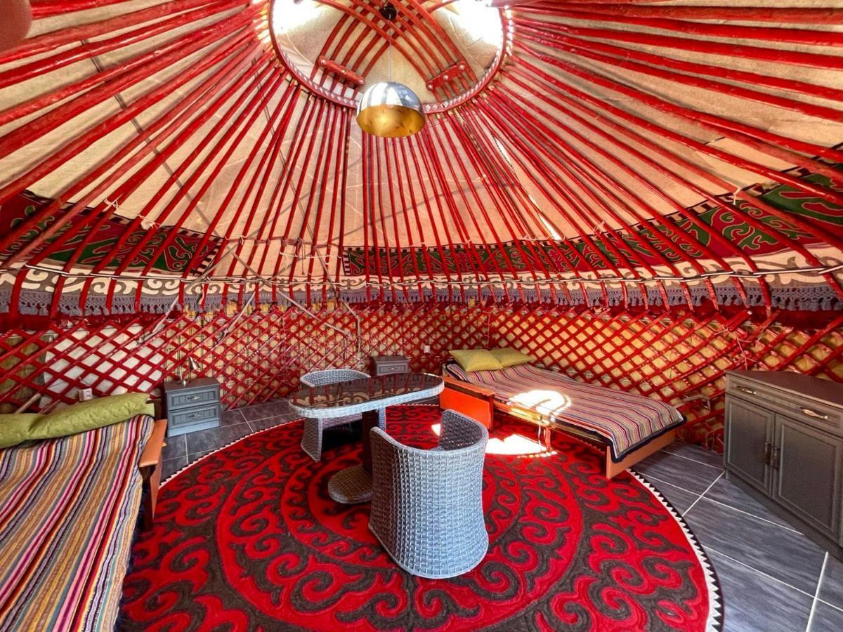 Ak-Tengir Yurt Resort Tossor Екстер'єр фото