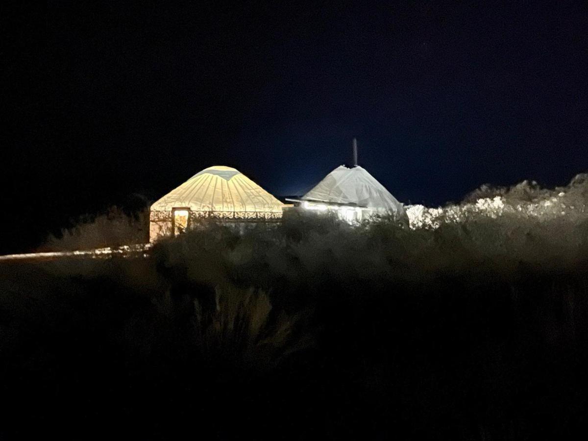 Ak-Tengir Yurt Resort Tossor Екстер'єр фото