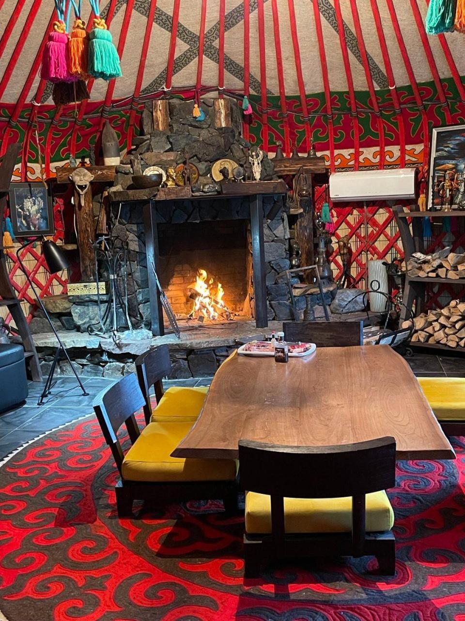 Ak-Tengir Yurt Resort Tossor Екстер'єр фото