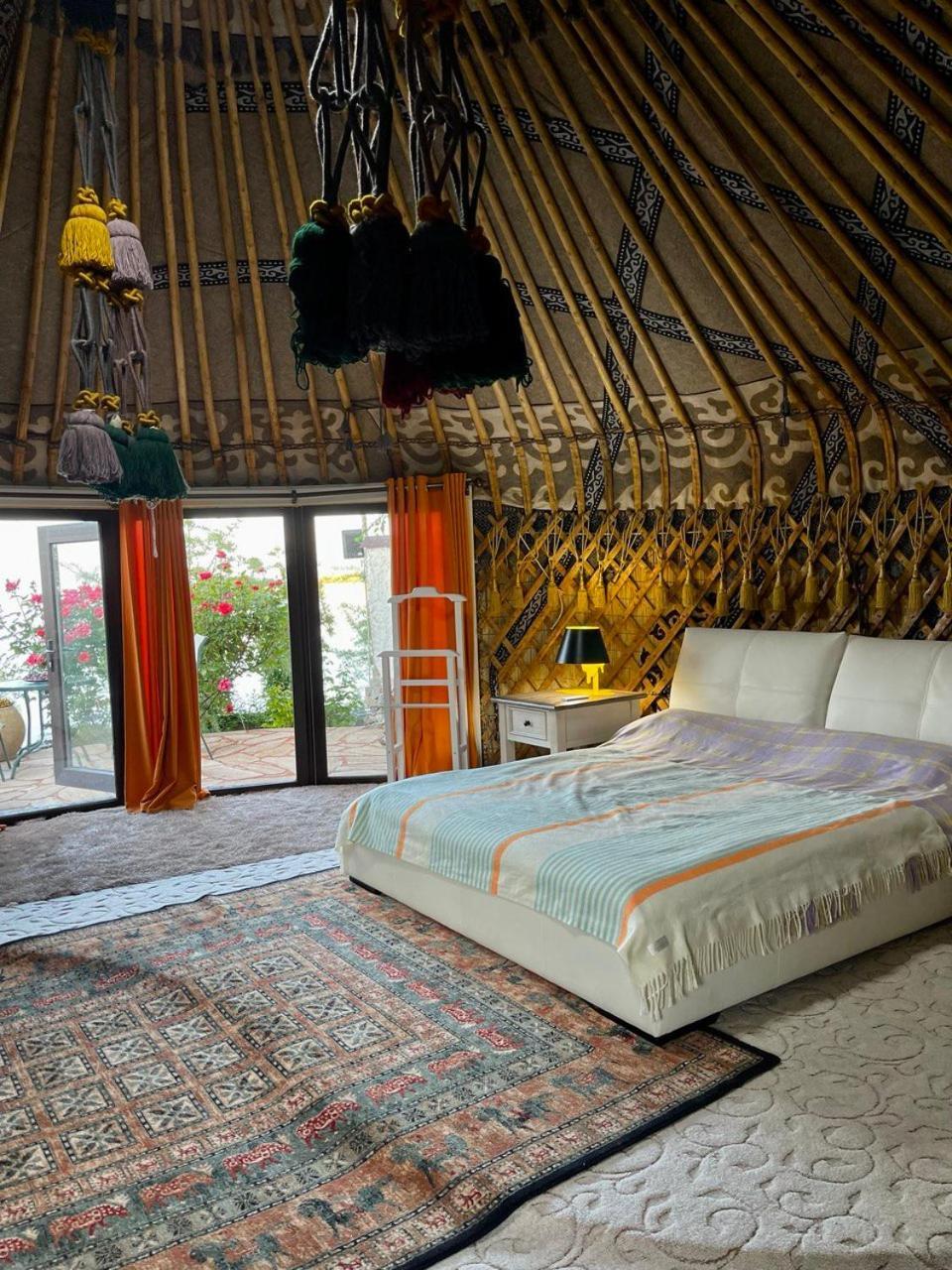 Ak-Tengir Yurt Resort Tossor Екстер'єр фото